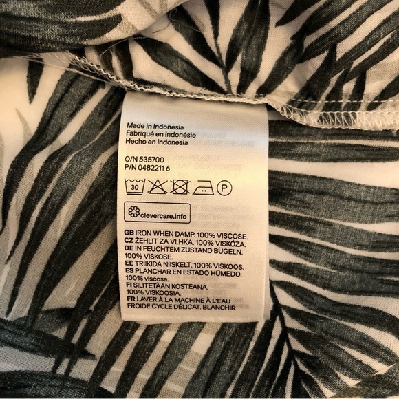 H&M Lightweight Green & Cream Fern Print Tank Top Size 16 - Picture 7 of 7